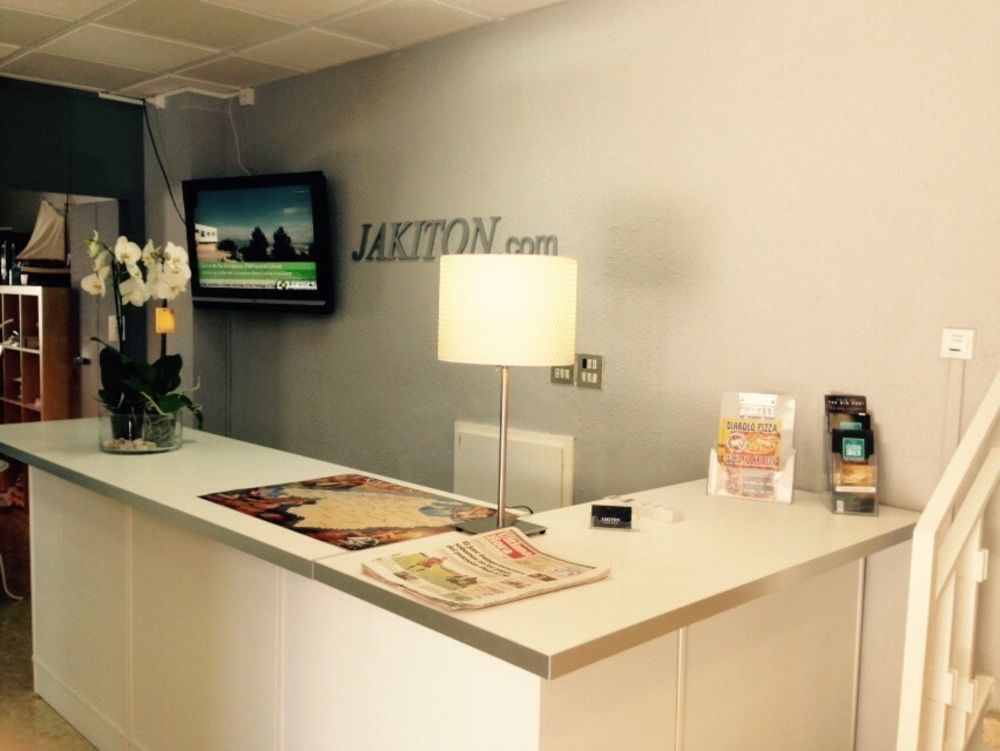 Hostal Jakiton Palmanova Kültér fotó
