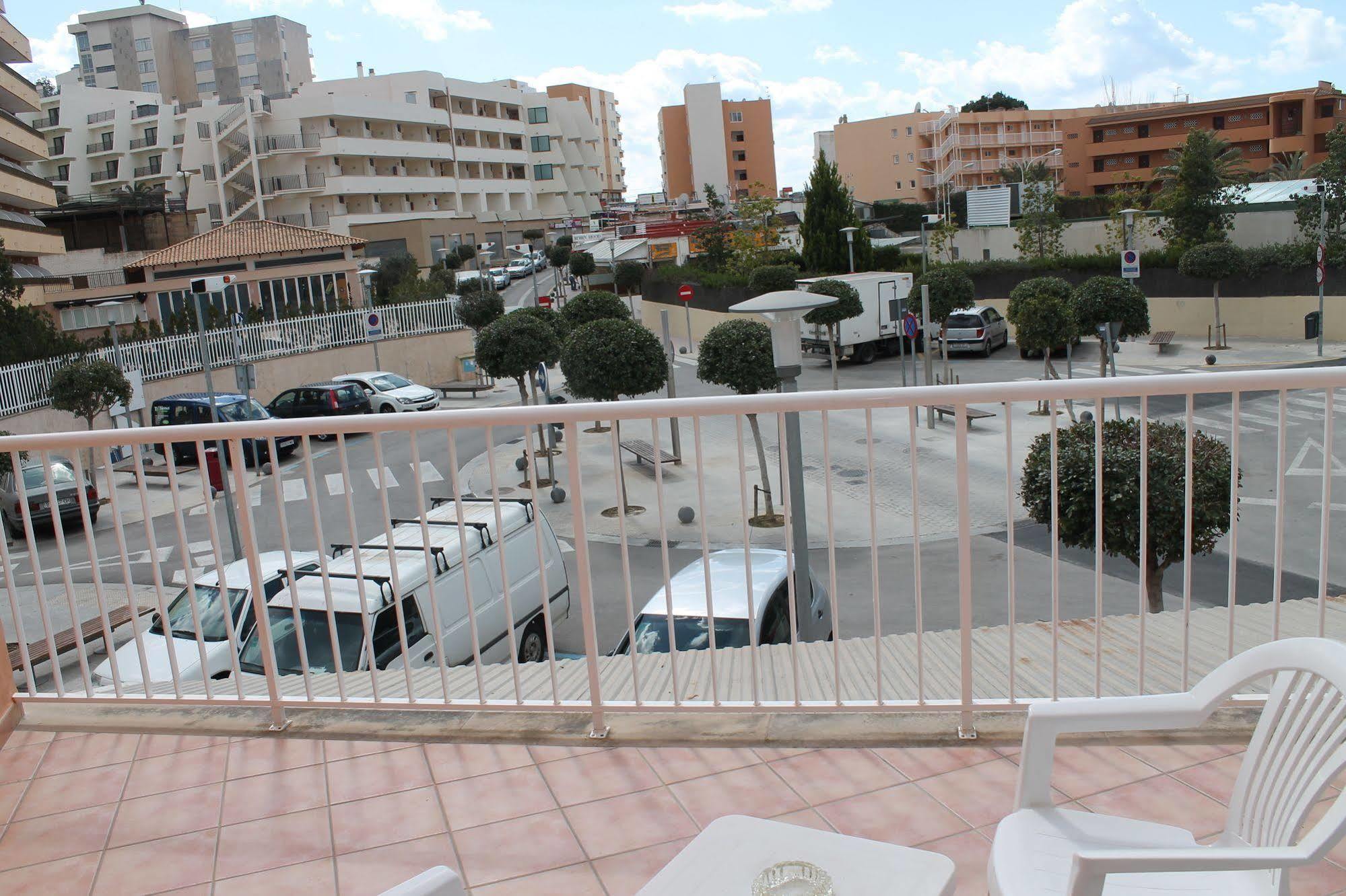 Hostal Jakiton Palmanova Kültér fotó