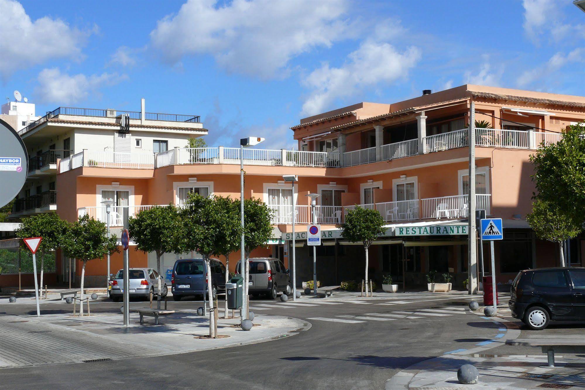 Hostal Jakiton Palmanova Kültér fotó