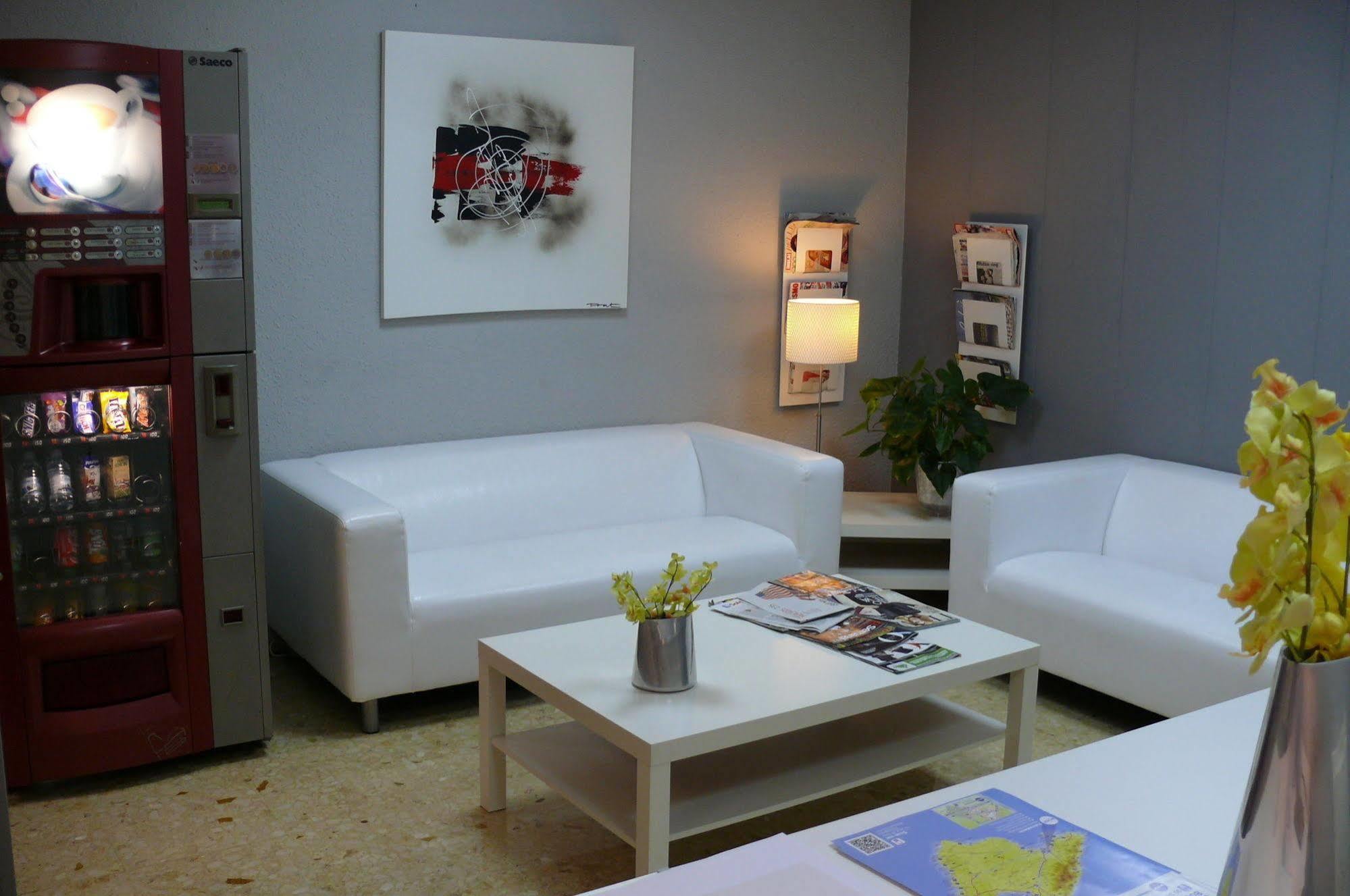 Hostal Jakiton Palmanova Kültér fotó